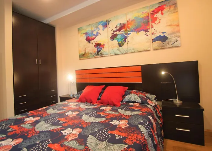 Modern Casaturis Apartment With Castle Views A131