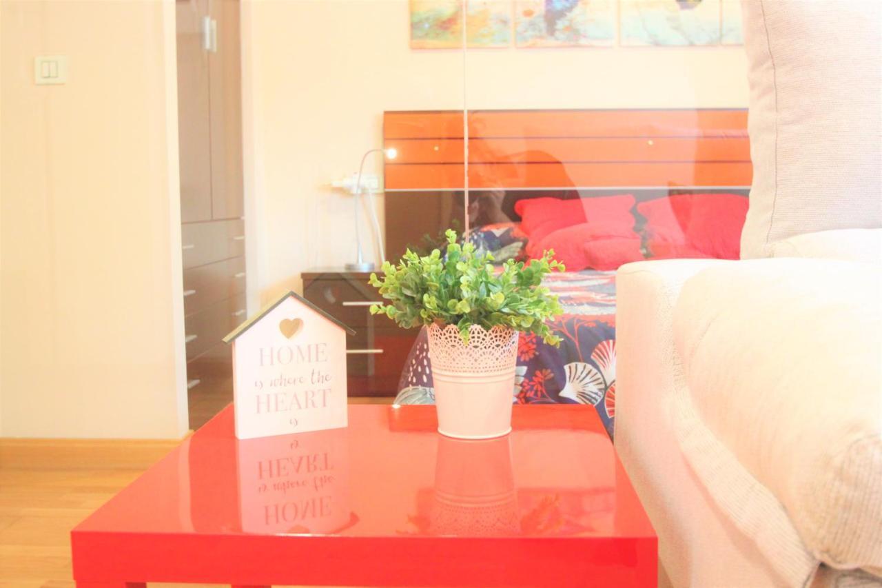 Modern Casaturis With Castle Views A131 Apartment *